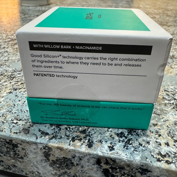 Good Science Purifying Facial - Picture 5 of 6